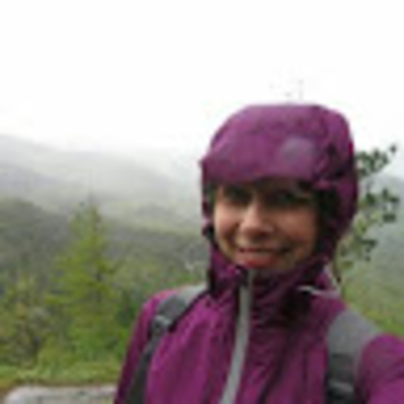 Meet your Posher, Alena - Picture 1 of 1